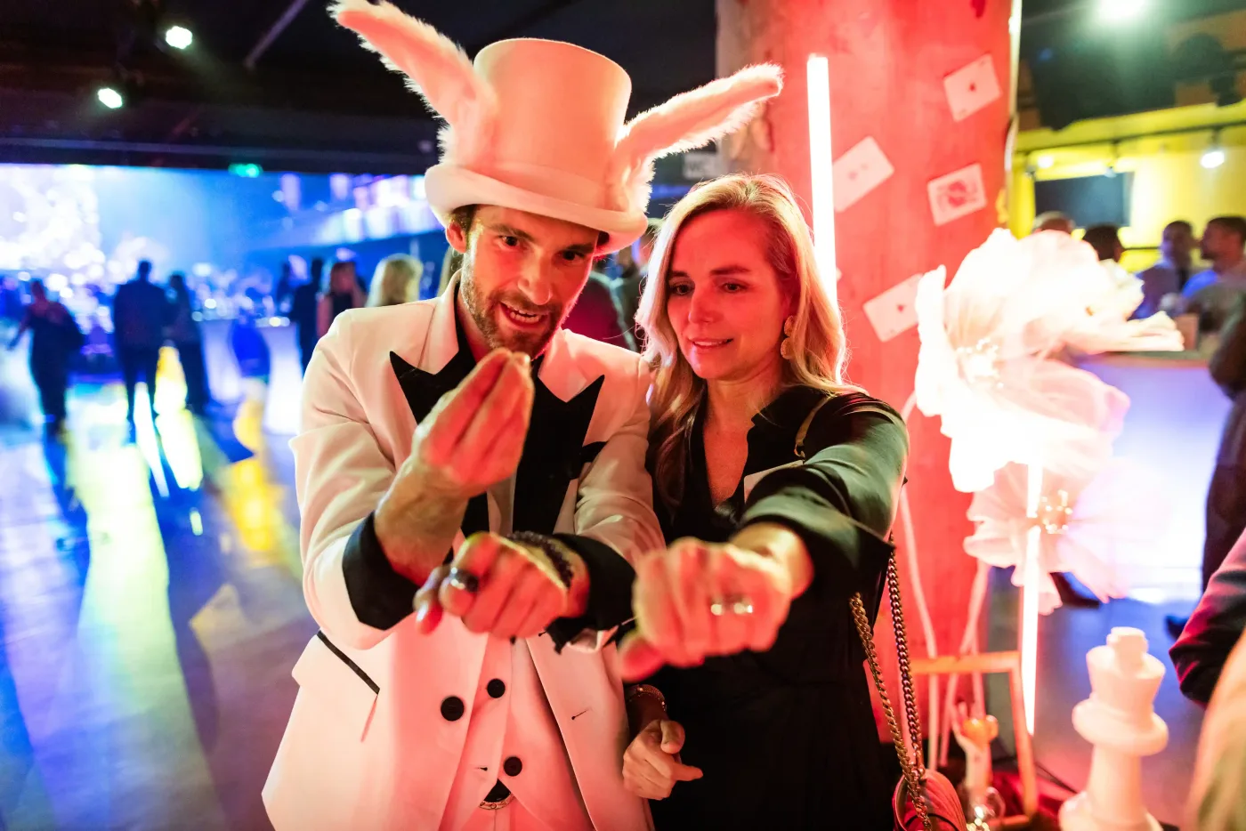 White Rabbit Experience – Forum Karlín