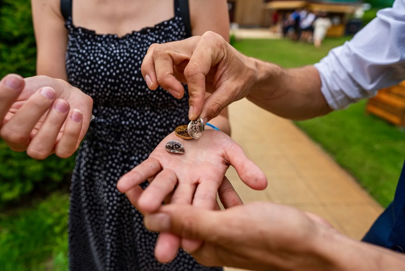 Kouzla přímo mezi hosty