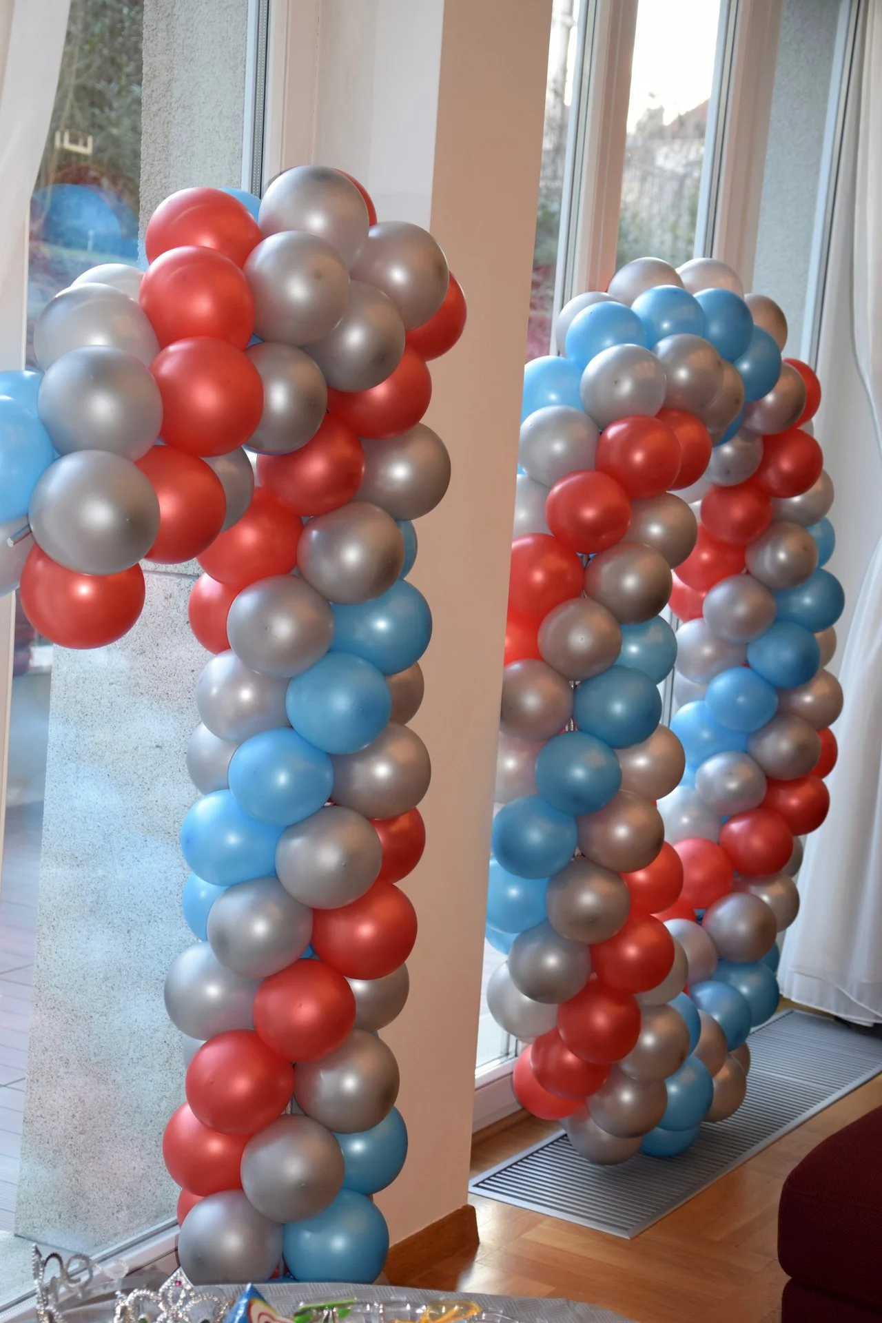 Damien (10 let) a Simon (5let) slavili narozeniny, Praha 6