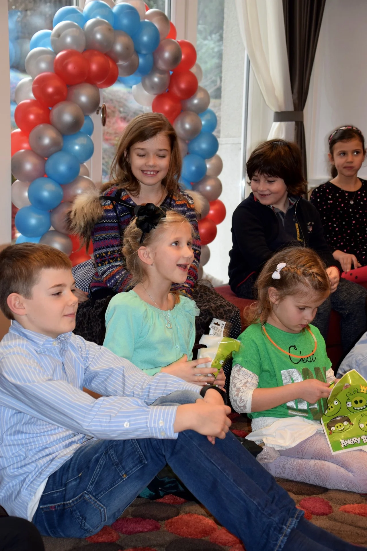 Damien (10 let) a Simon (5let) slavili narozeniny, Praha 6