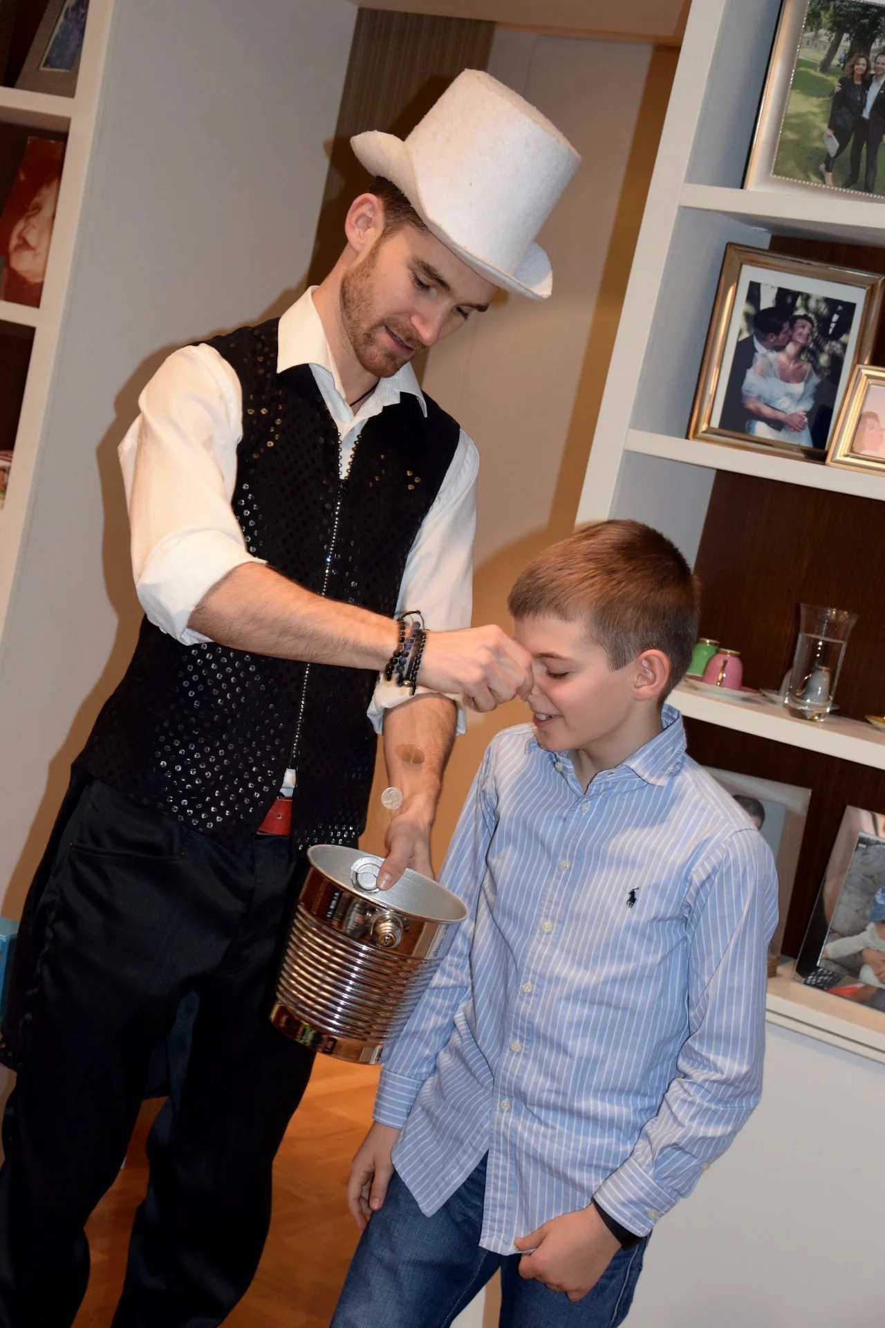 Damien (10 let) a Simon (5let) slavili narozeniny, Praha 6