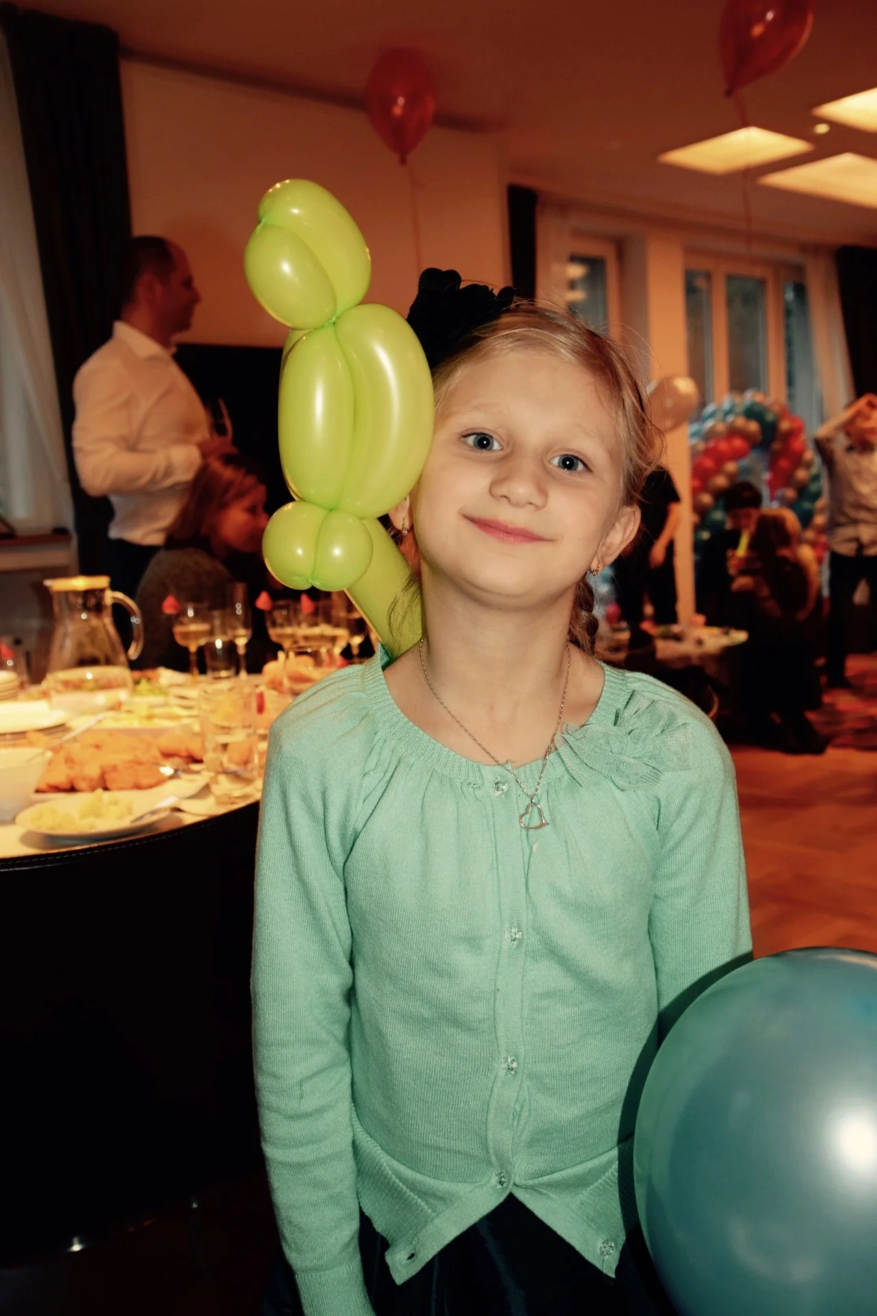 Damien (10 let) a Simon (5let) slavili narozeniny, Praha 6