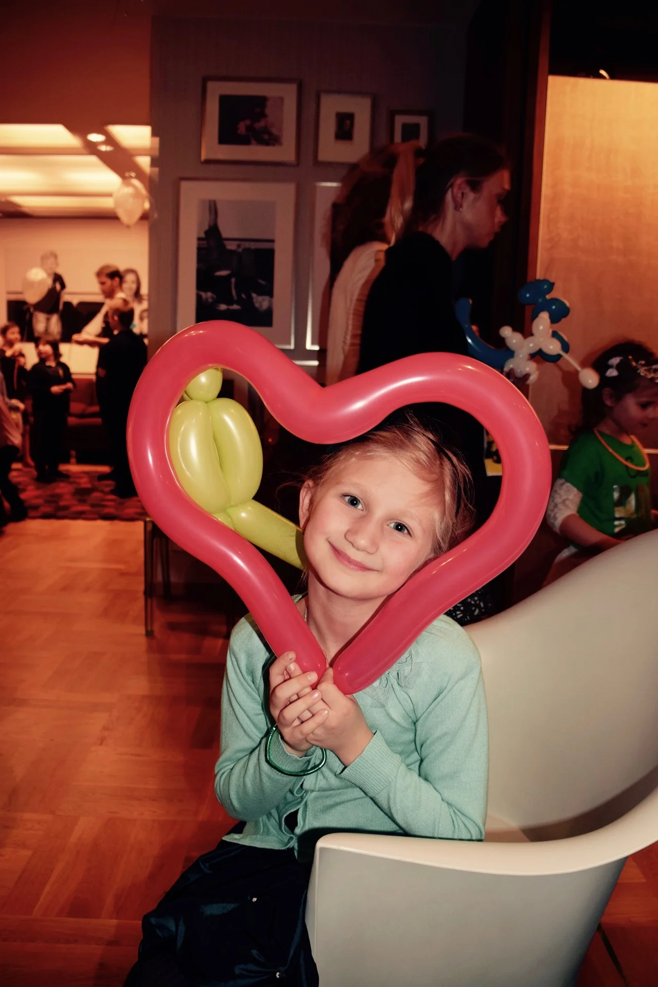 Damien (10 let) a Simon (5let) slavili narozeniny, Praha 6