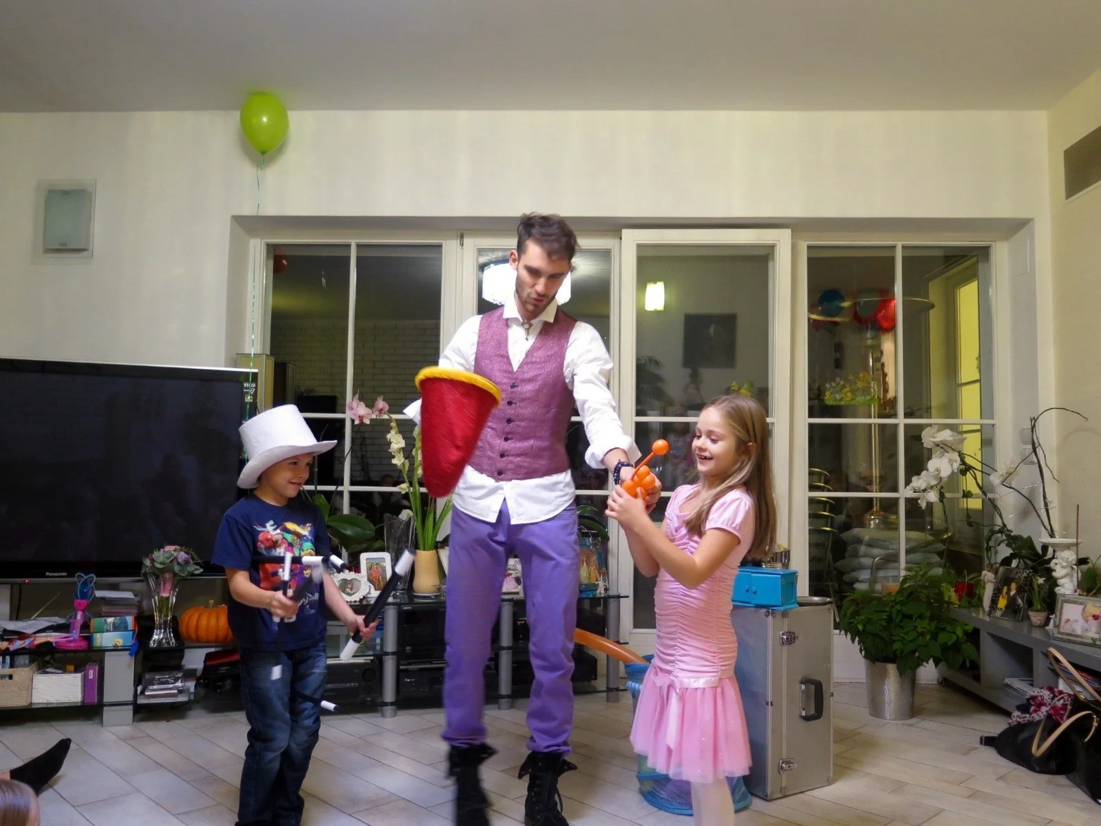 Oslava narozenin, Újezd u Průhonic