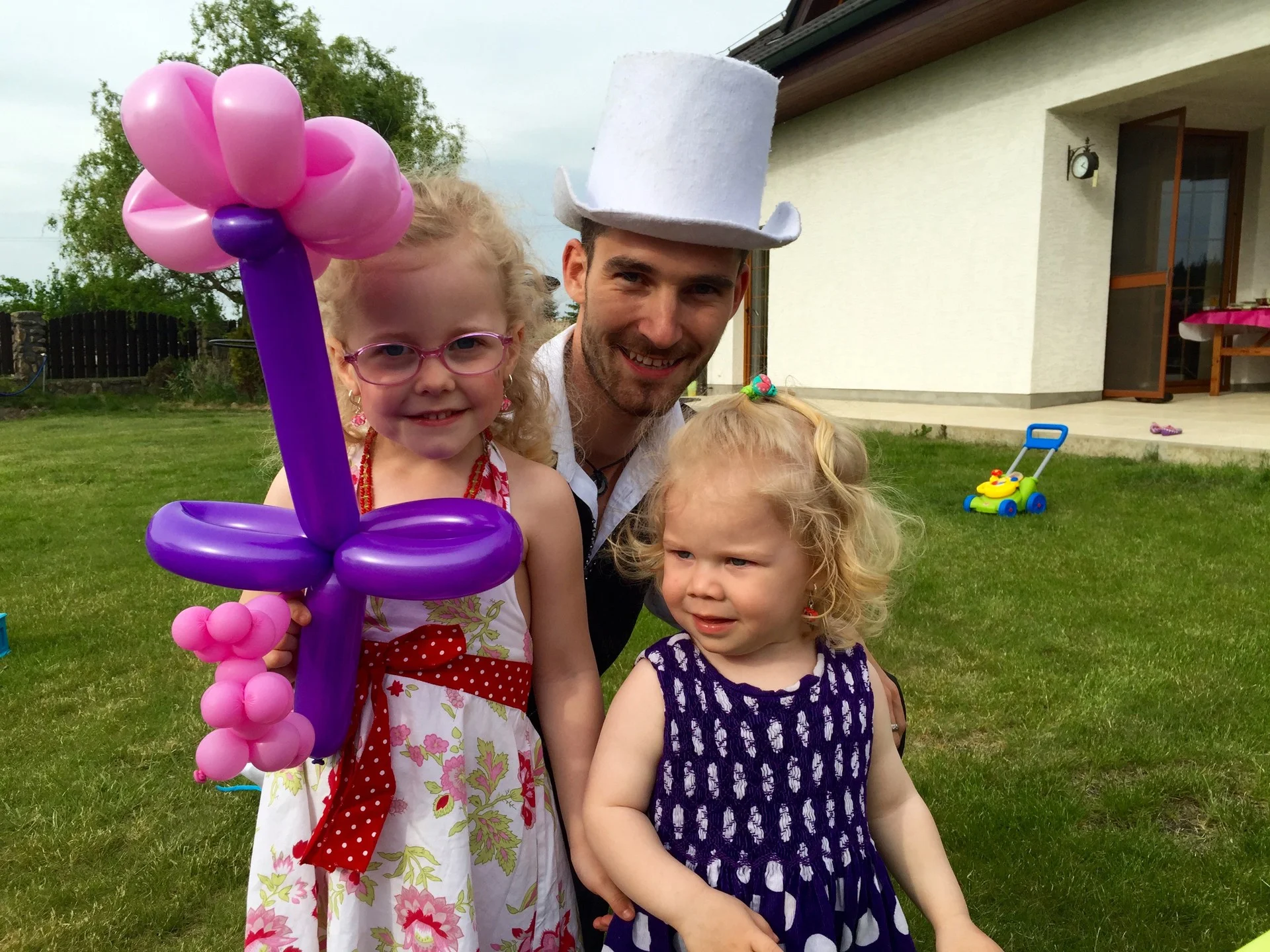 Markétka 5 let a Adélka 2 roky