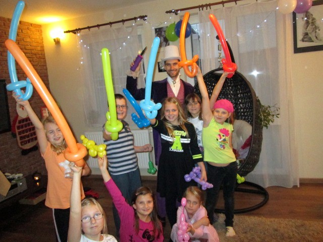 Oslava s kouzelníkem, Hřebeč, Kladno.