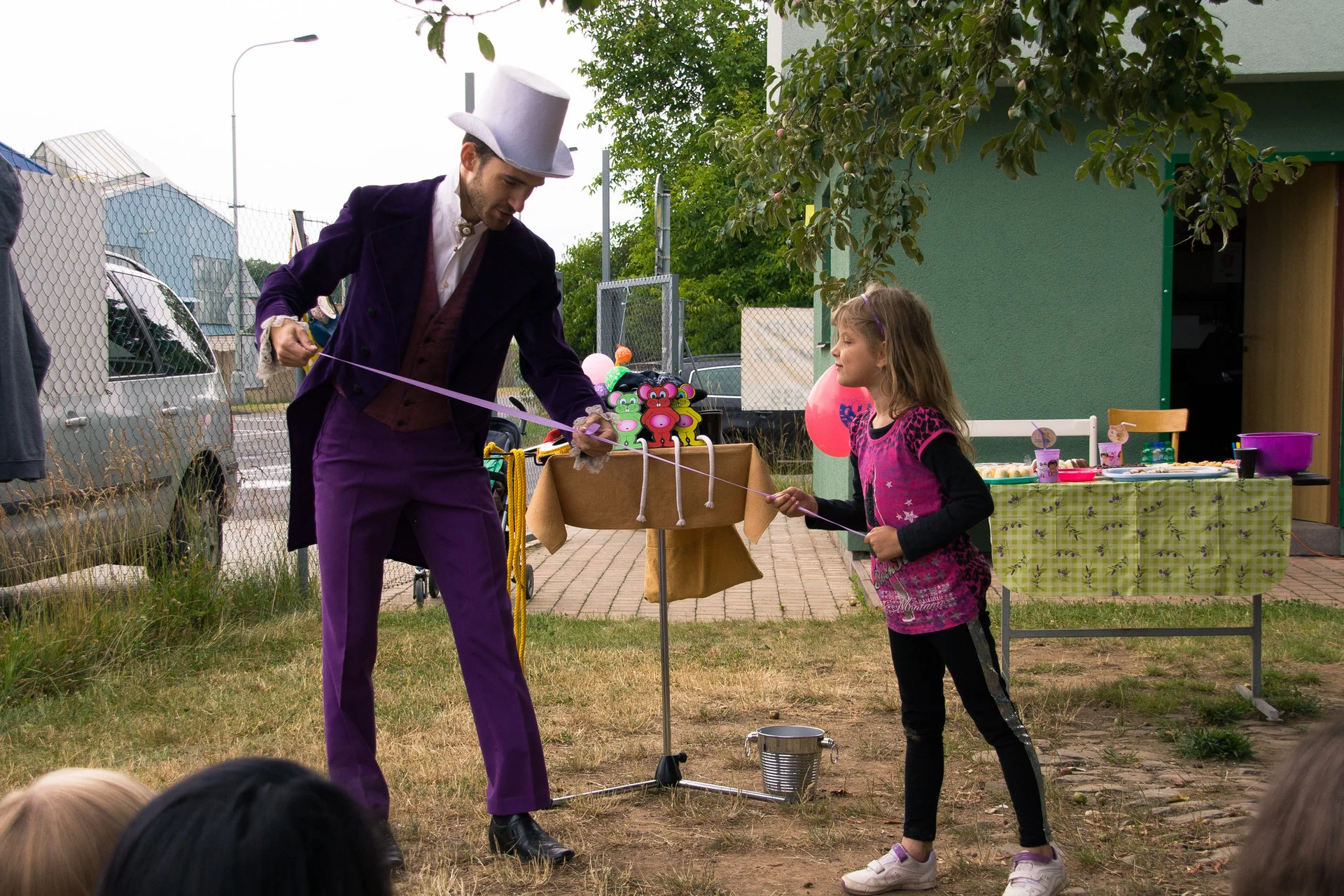 Narozeniny Vinoř, kouzelník Martin kouzlí pro děti.