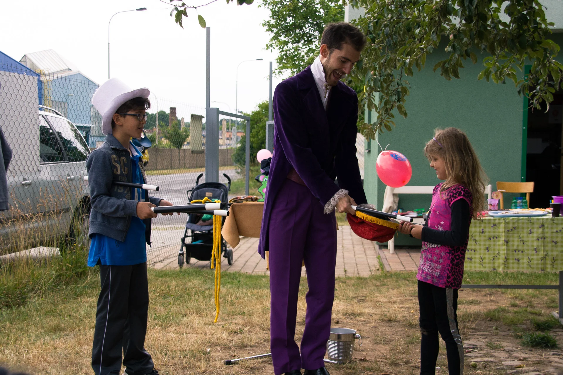 Narozeniny Vinoř, kouzelník Martin kouzlí pro děti.
