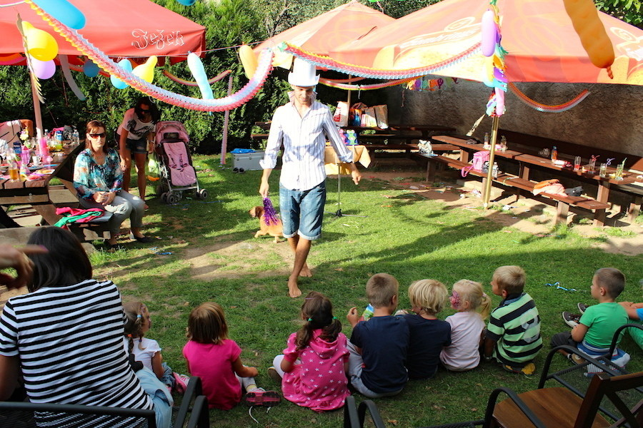 Narozeniny Cholupice, restaurace U Čámrse