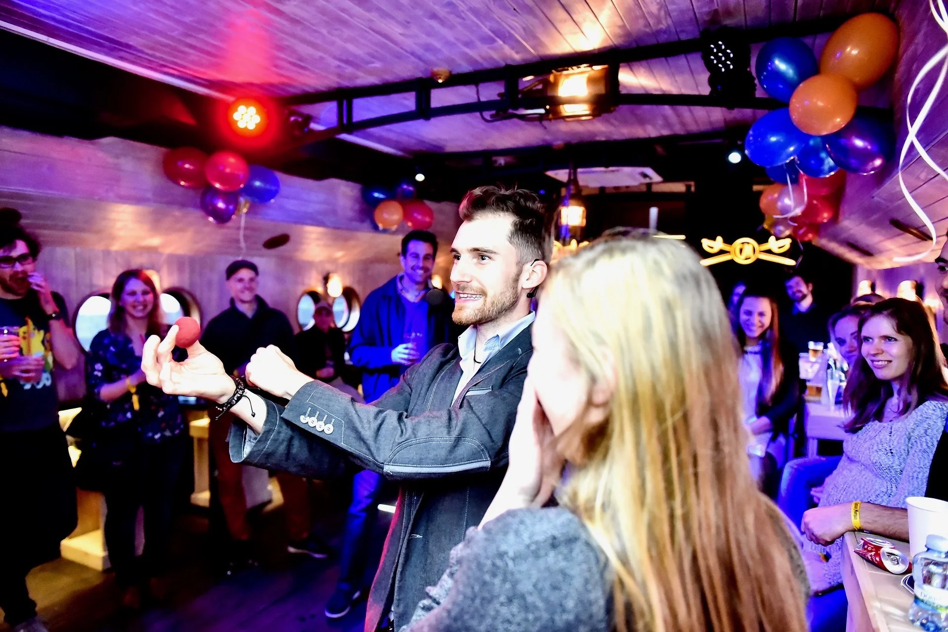 Oslava 30. narozenin, Pavel, Jaromír a spousta přátel. Loď Captain Morgan, Praha