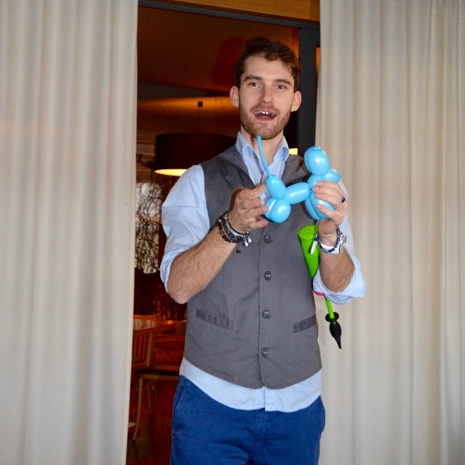 Oslava 60. narozenin s nápadem pozvat kouzelníka, Olomouc