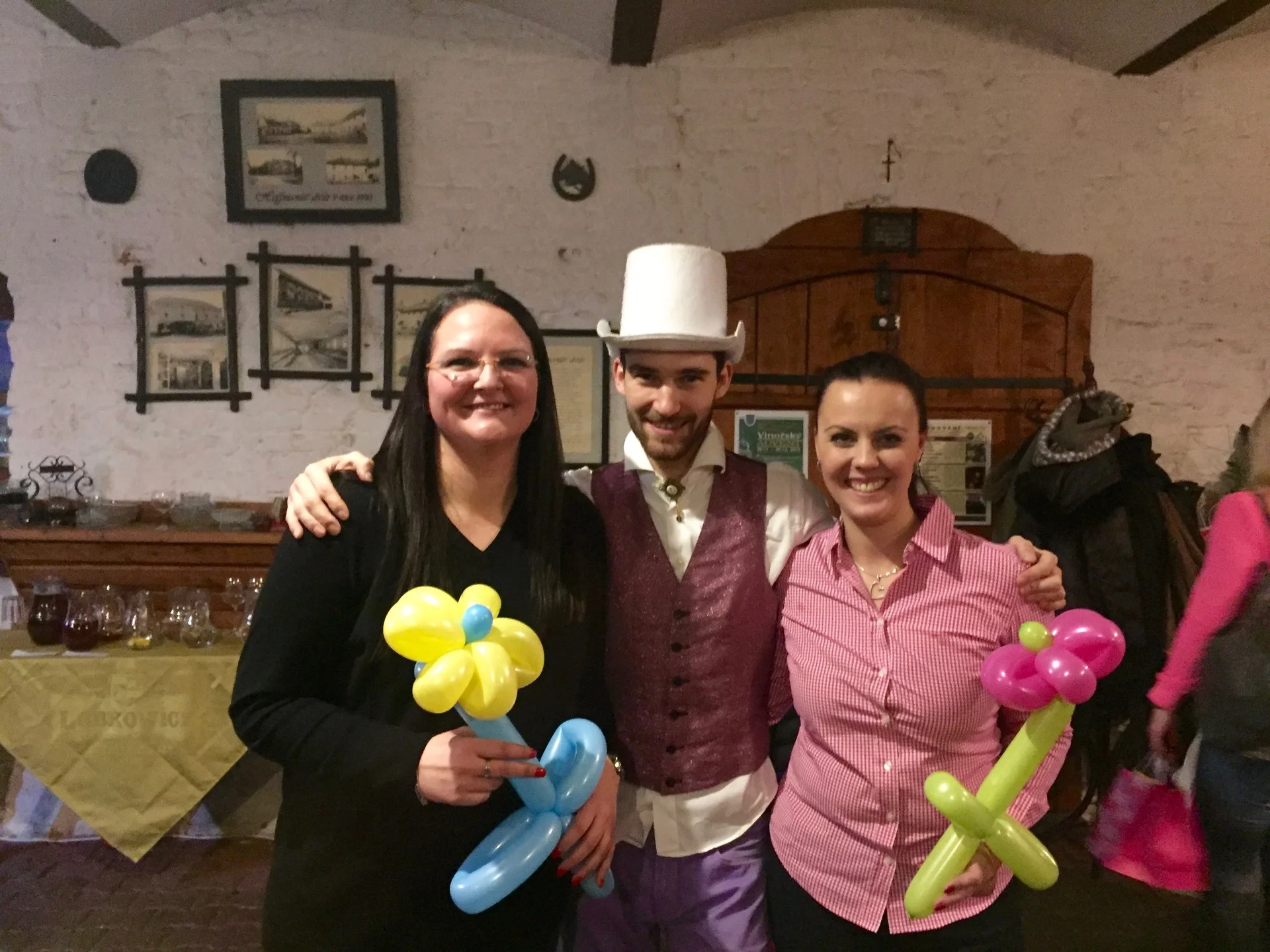 oslava 40. narozenin, Praha Vinoř. Hoffmanův dvůr.