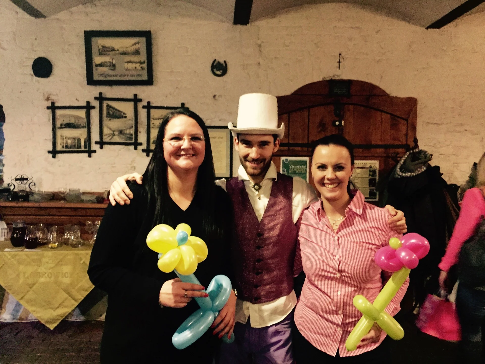 oslava 40. narozenin, Praha Vinoř. Hoffmanův dvůr.