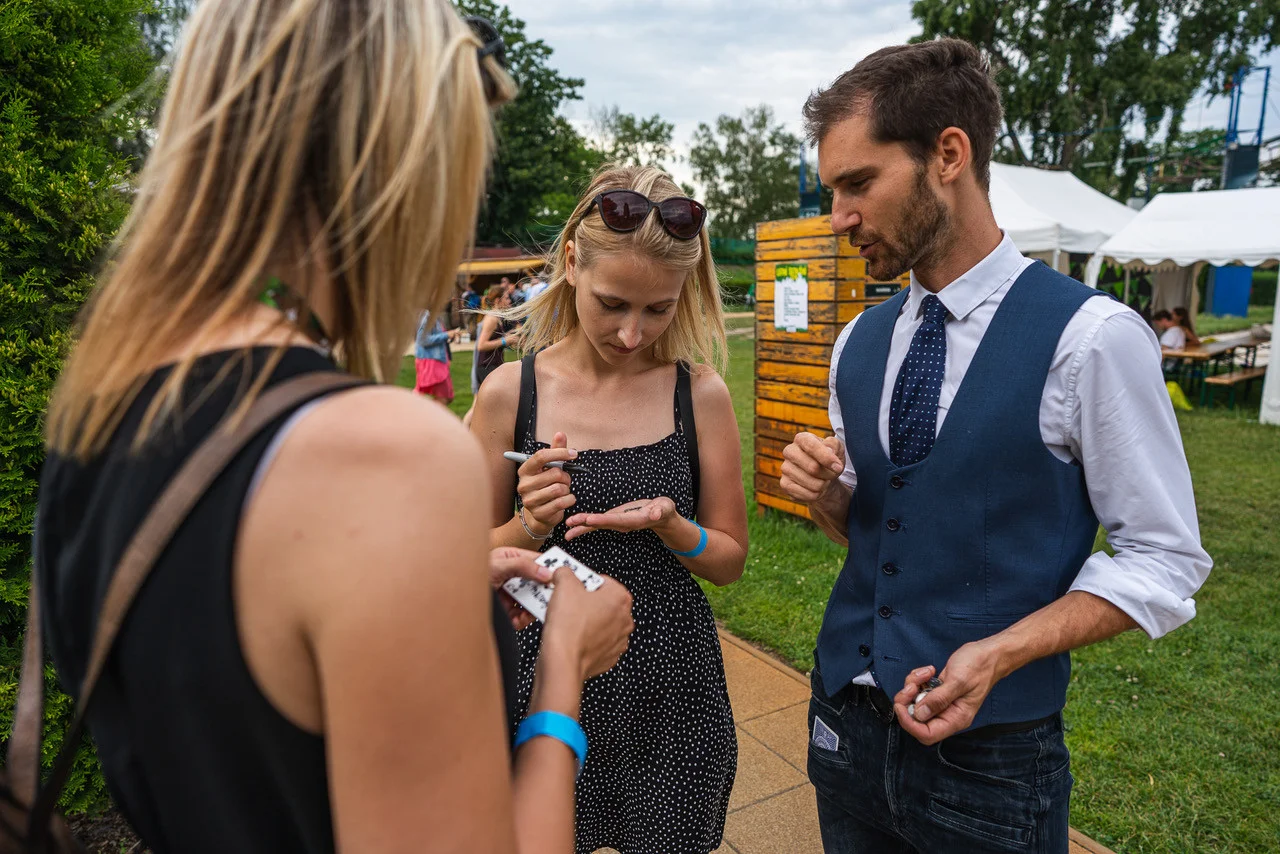 Firemní setkání, Císačská louka, mikromagie Praha