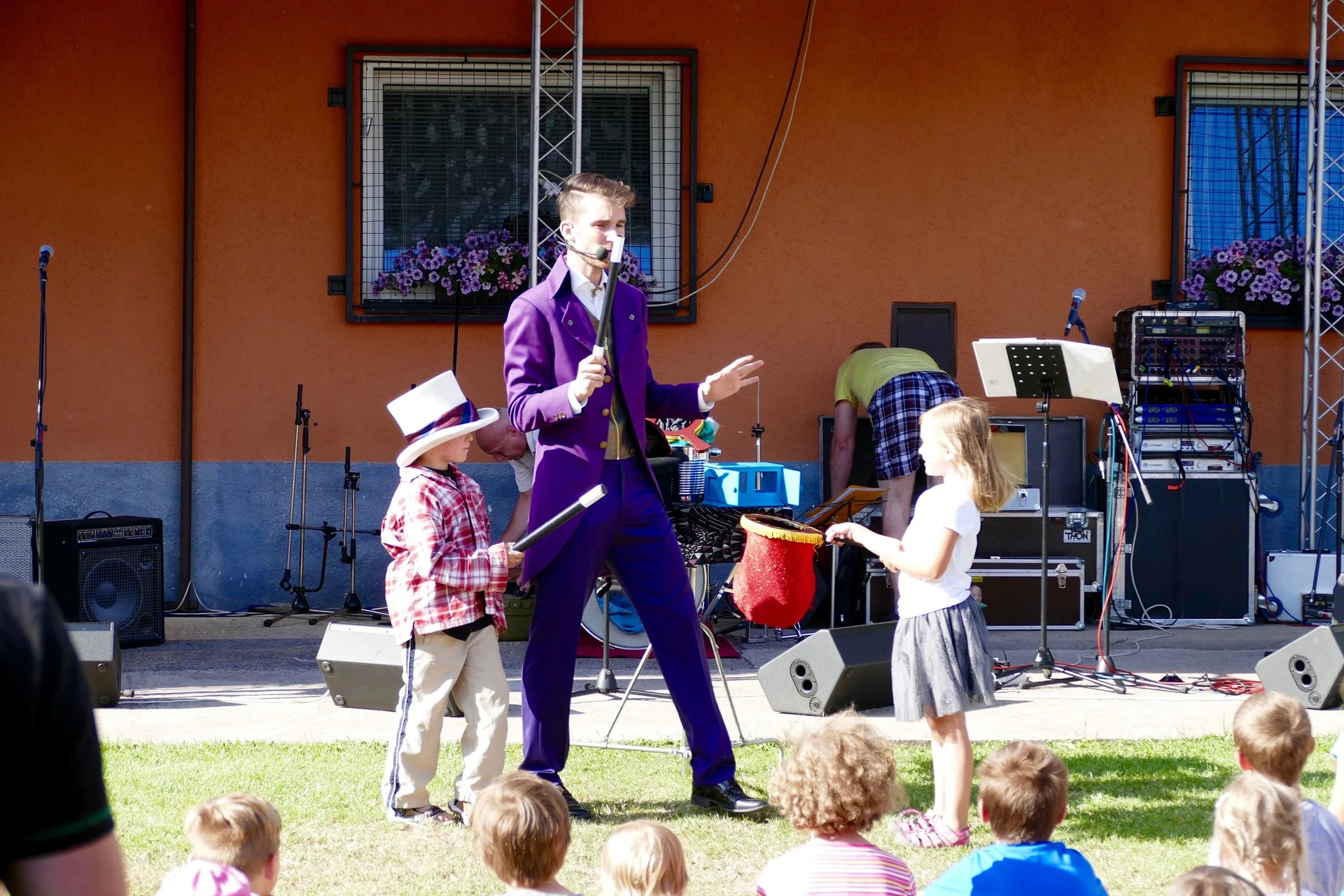 Hýskov, Arabelateam a kouzelník Martin