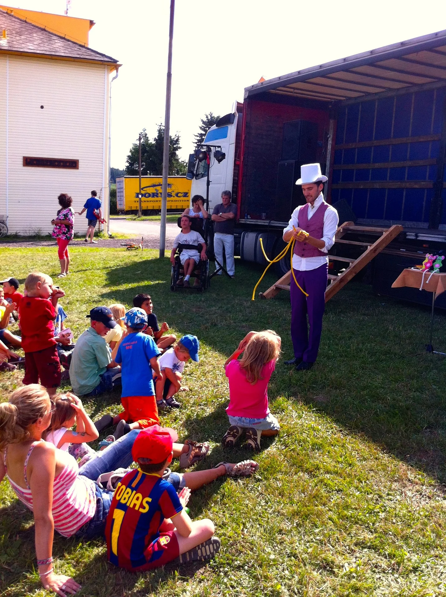 Pňovice - Martin kouzlí pro děti