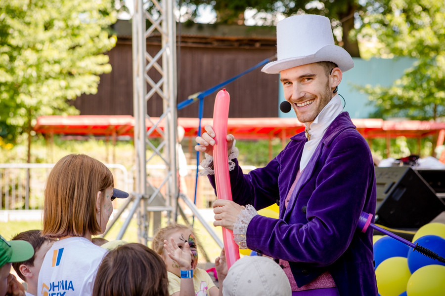 Bohemia Energy - dětský den a modelování zvířátek z balónků