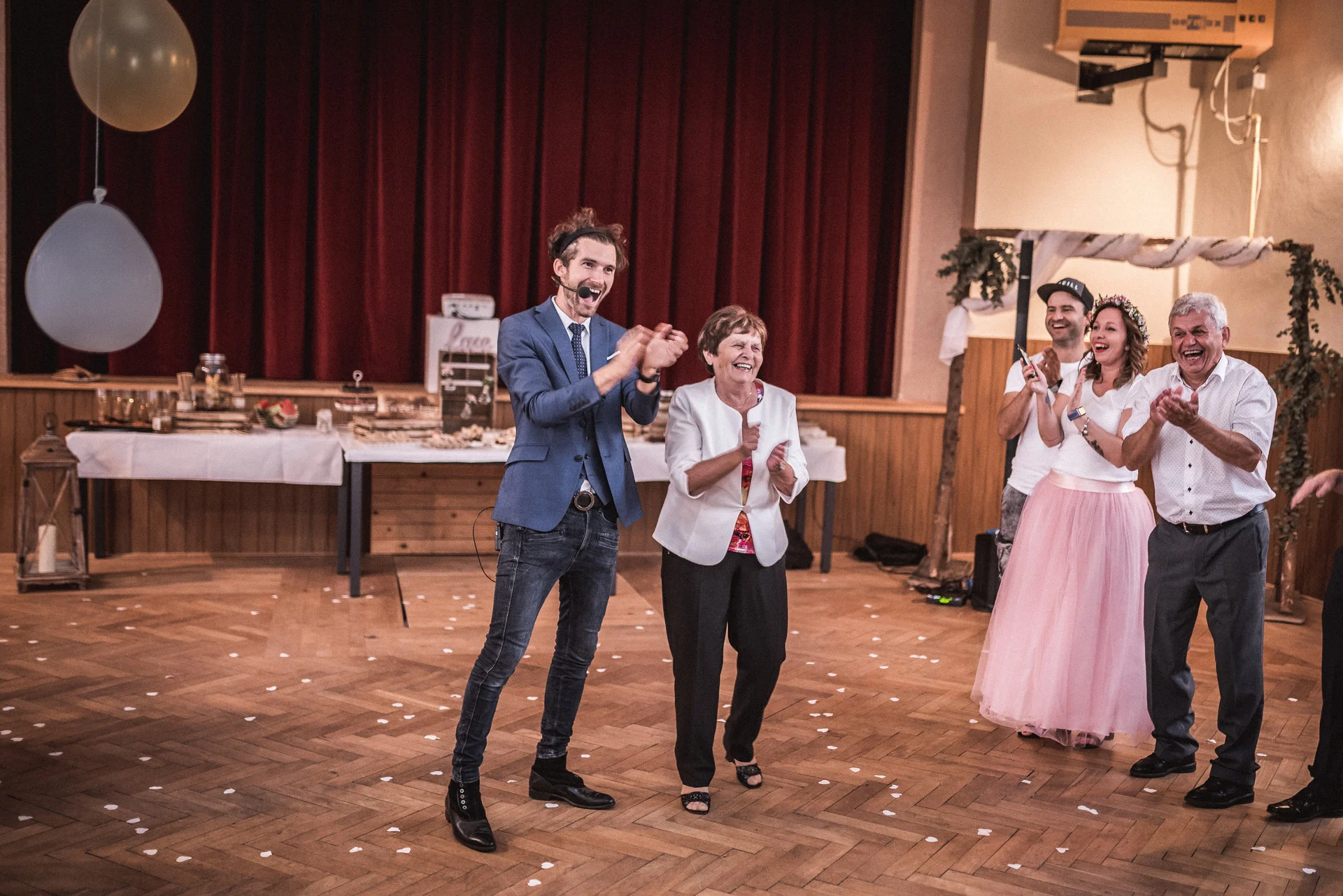 Hlinsko, svatba a kouzelník jako dárek