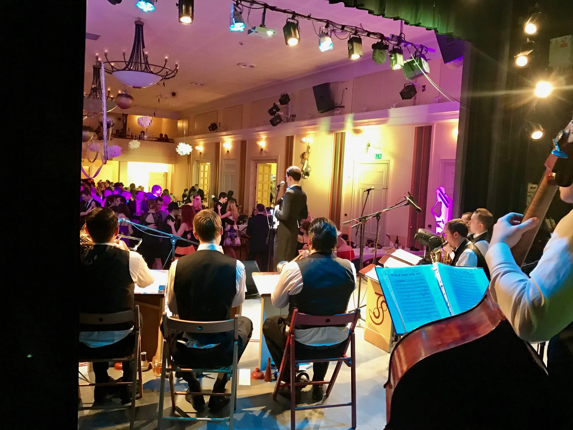 Ples města Kadaň, kouzelník Martin, mikromagie i vystoupení na parketu