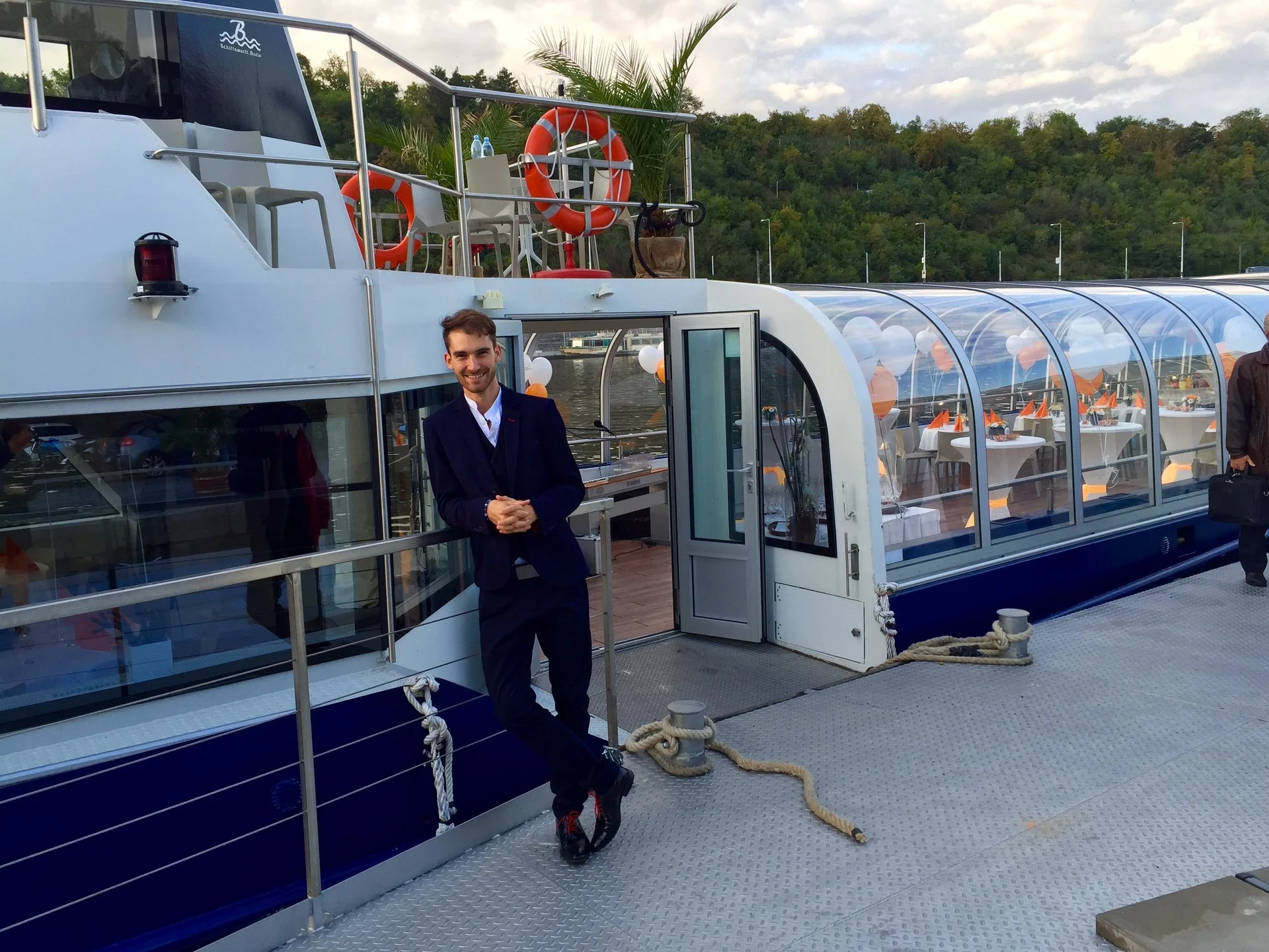 České Radiokomunikace a. s., moderátor akce