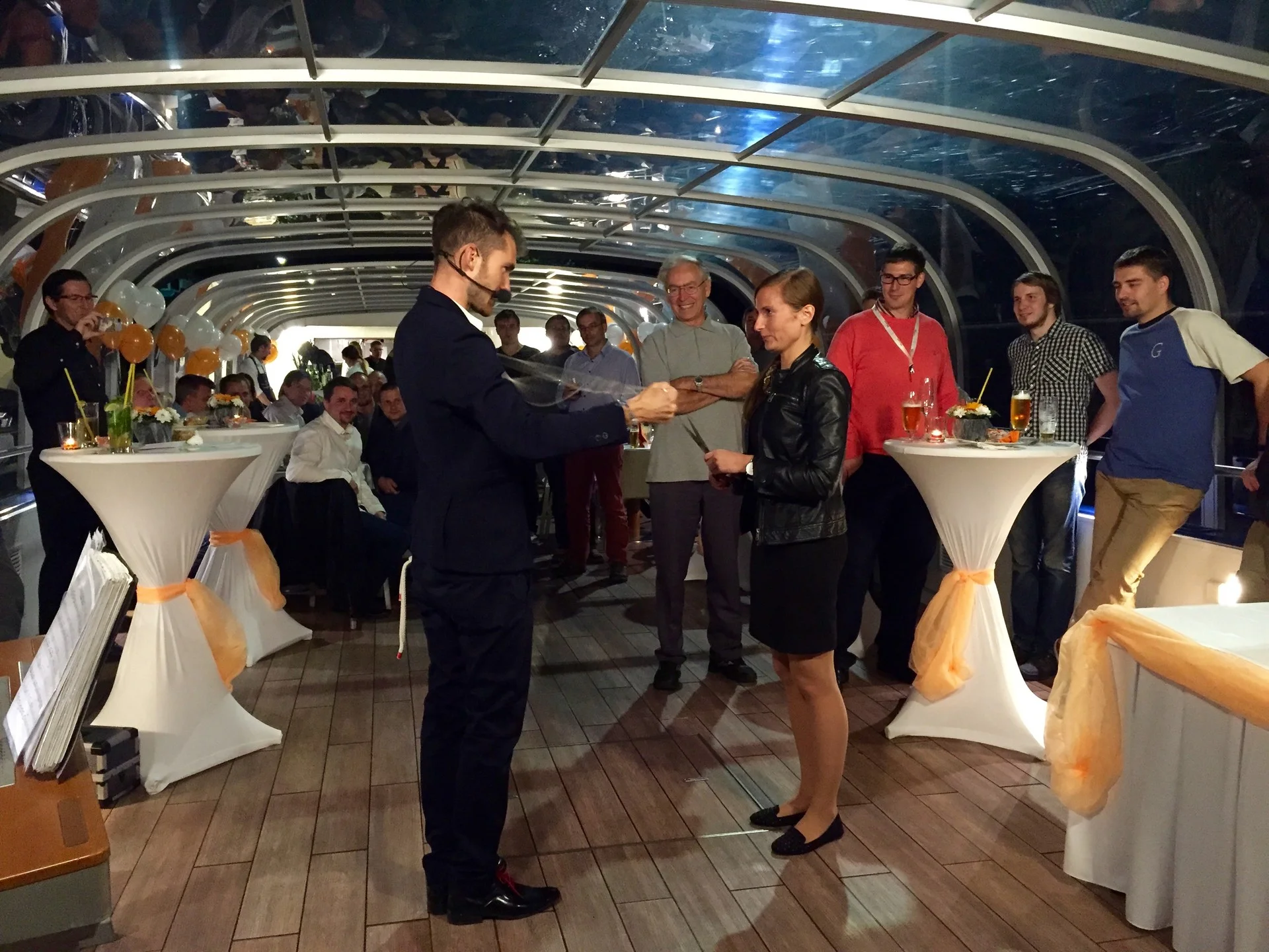 České Radiokomunikace a. s., moderátor akce