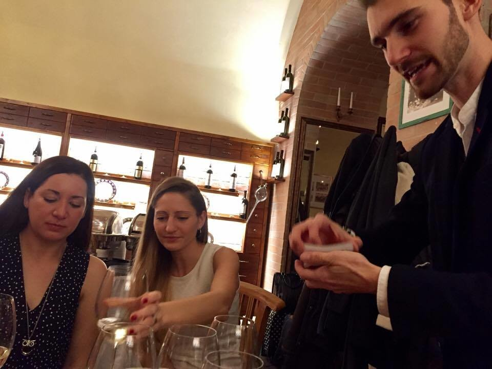 Hájek Zrzavecký, advokátní kancelář. Mikromagie na vánočním firemním večírku