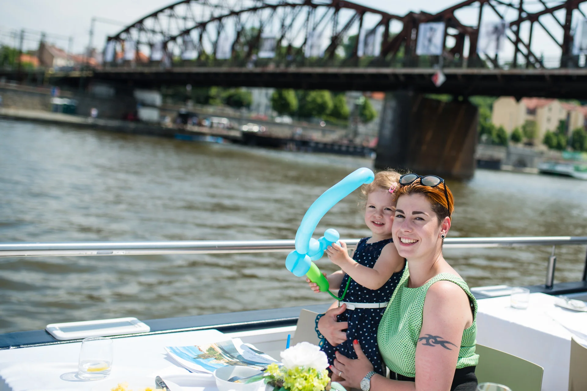 Bohemia Rhapsody, brunch na lodi, zábava a kouzelník Martin