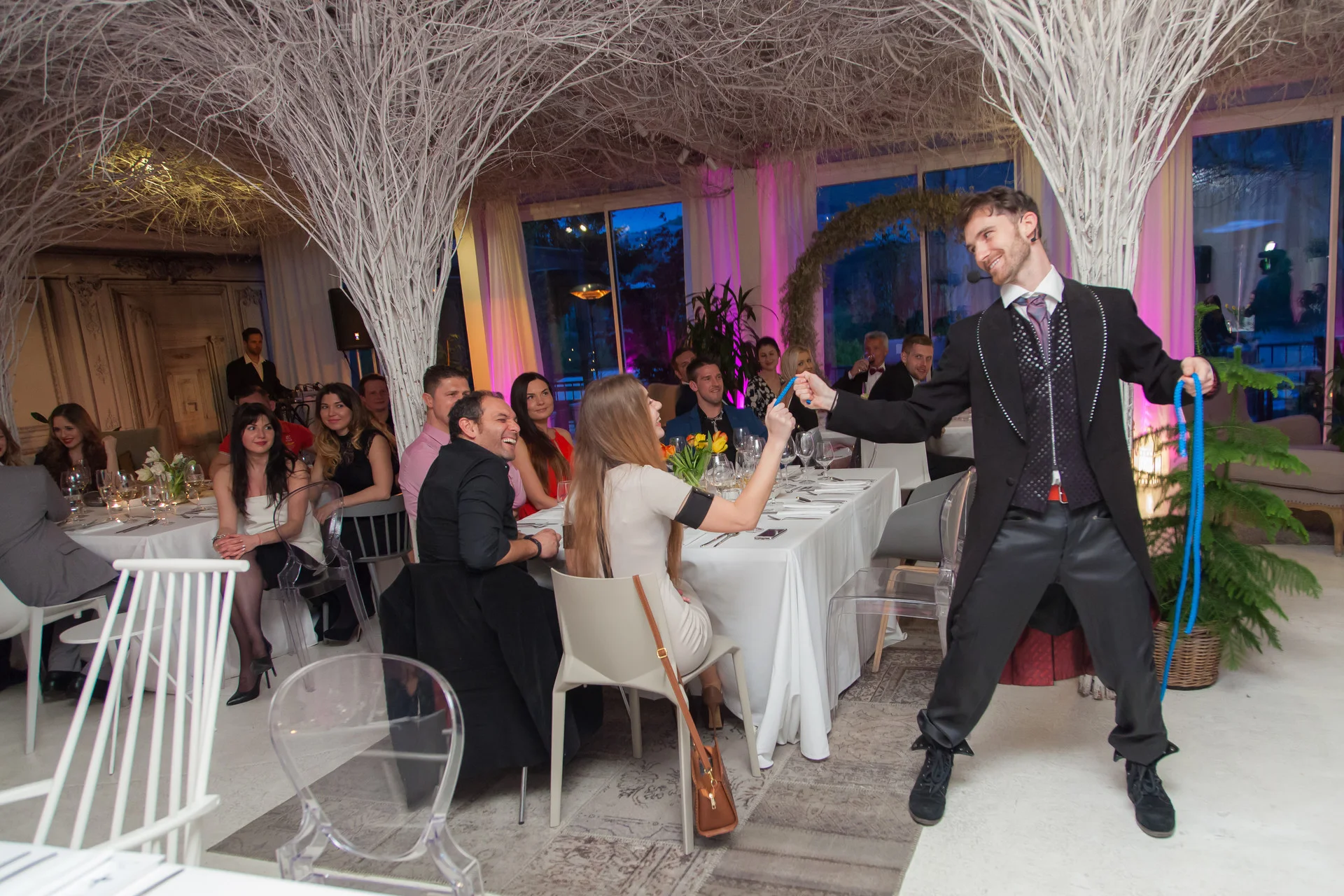 SOHO Activity Date, Kouzelník Martin pro zahraniční hosty