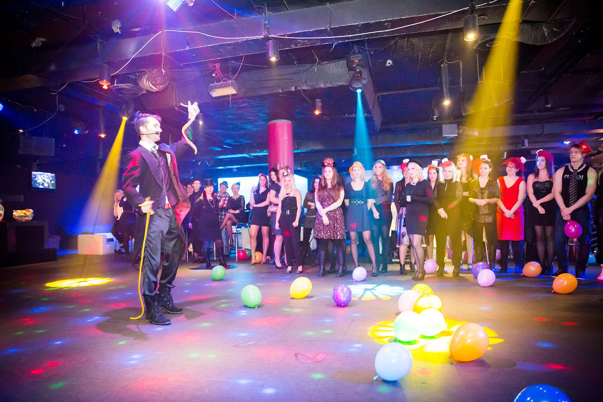 Esprit - vánoční večírek v Hany Bany, Praha. program a zábava, kouzelník