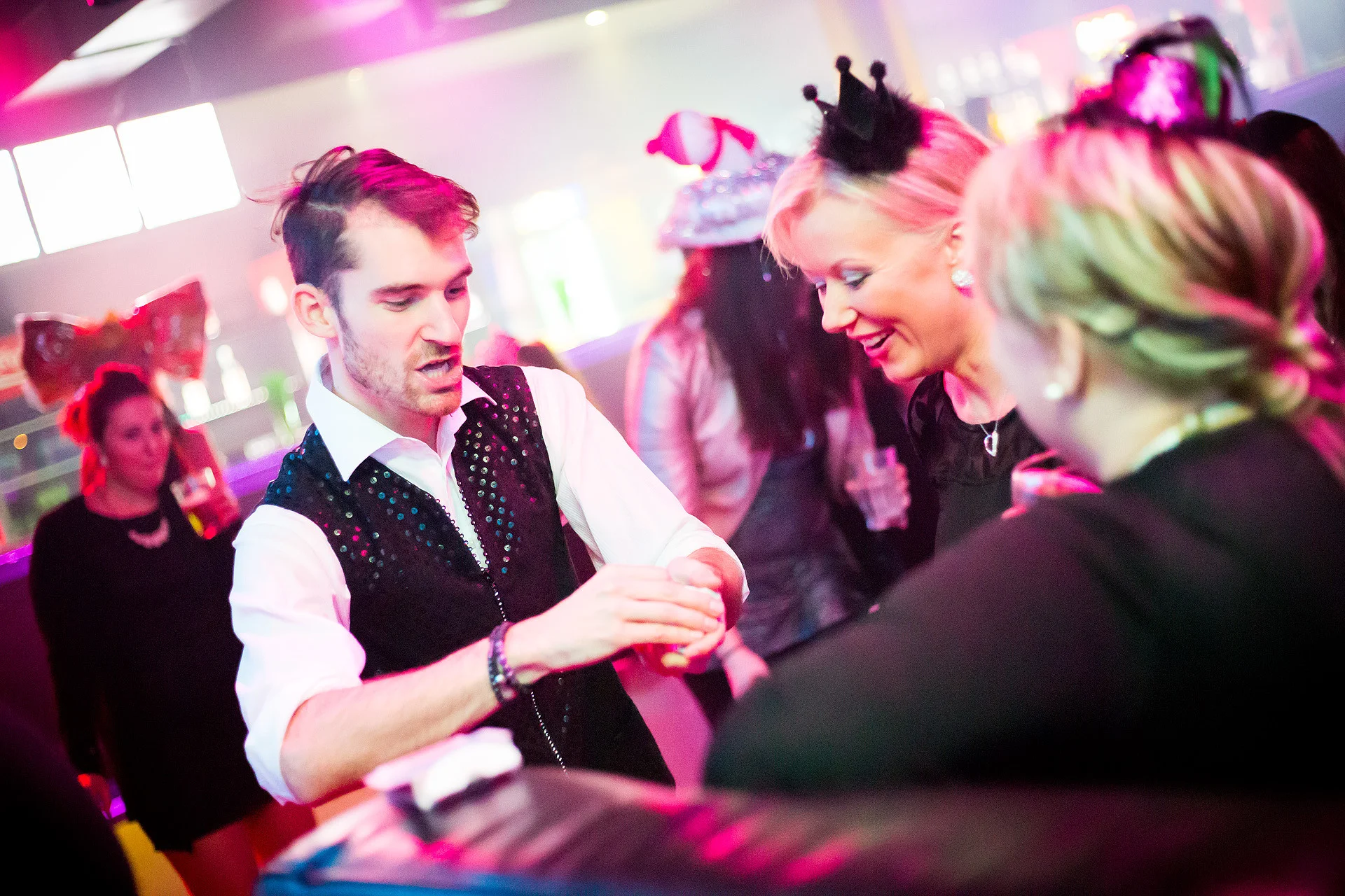 Esprit - vánoční večírek v Hany Bany, Praha. program a zábava, kouzelník