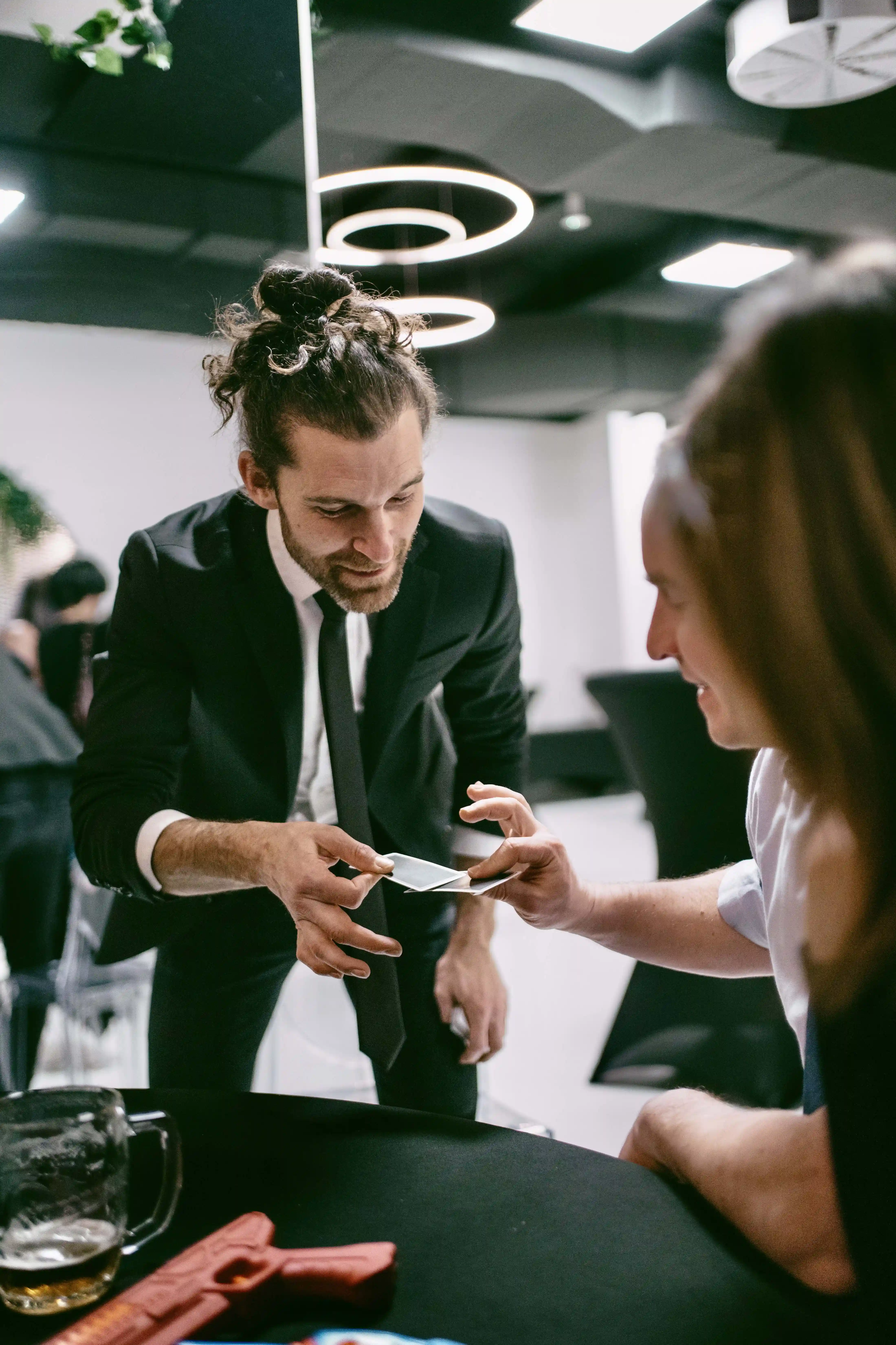 COFIDIS, Mikromagie na vánočním večírku v Praze