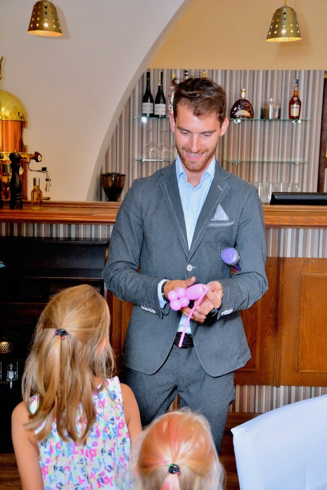 Litoměřice, Grandhotel Salva, zábava na svatbu, kouzelník Martin
