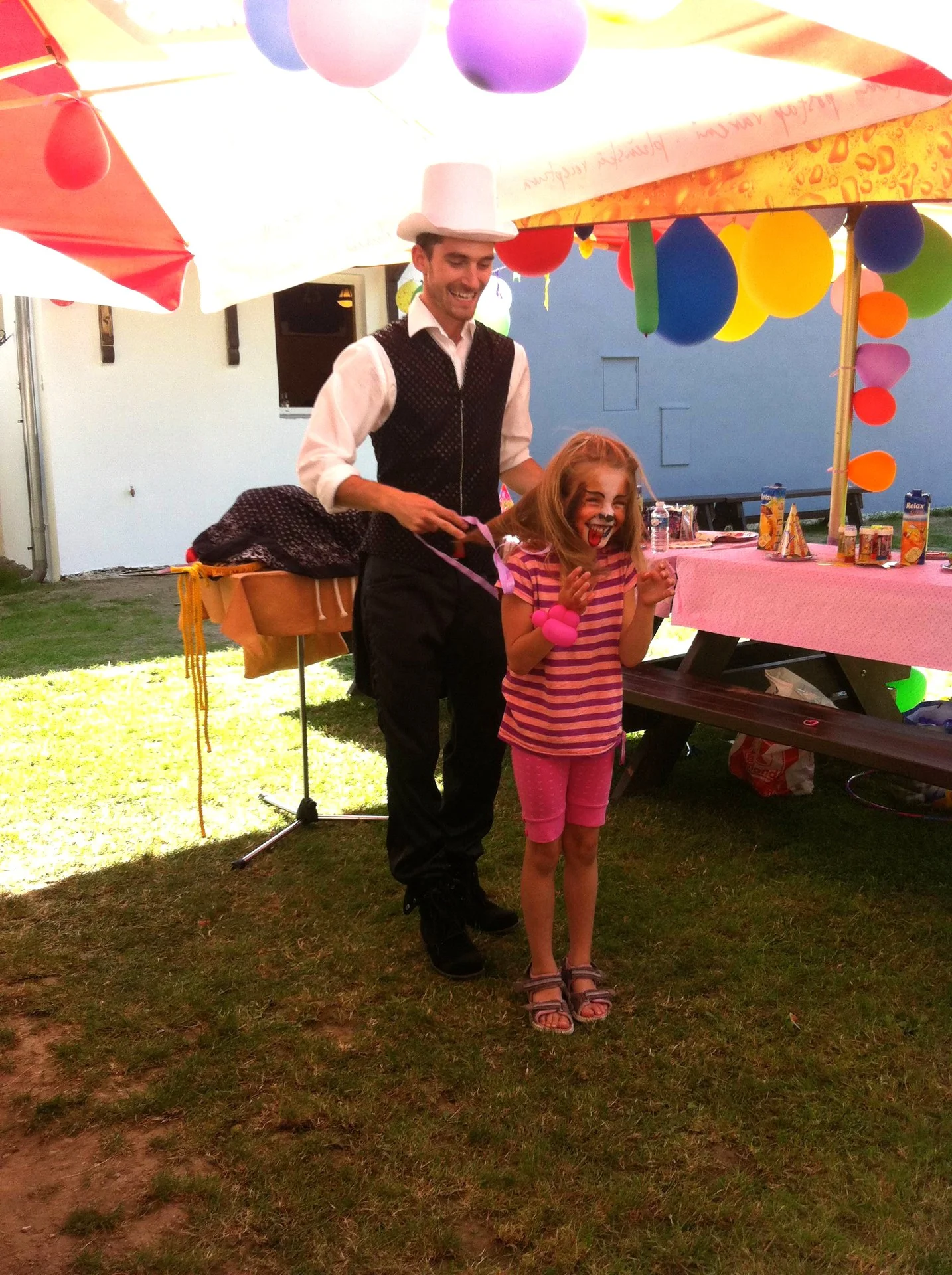 Narozeniny Cholupice, kouzelník Martin