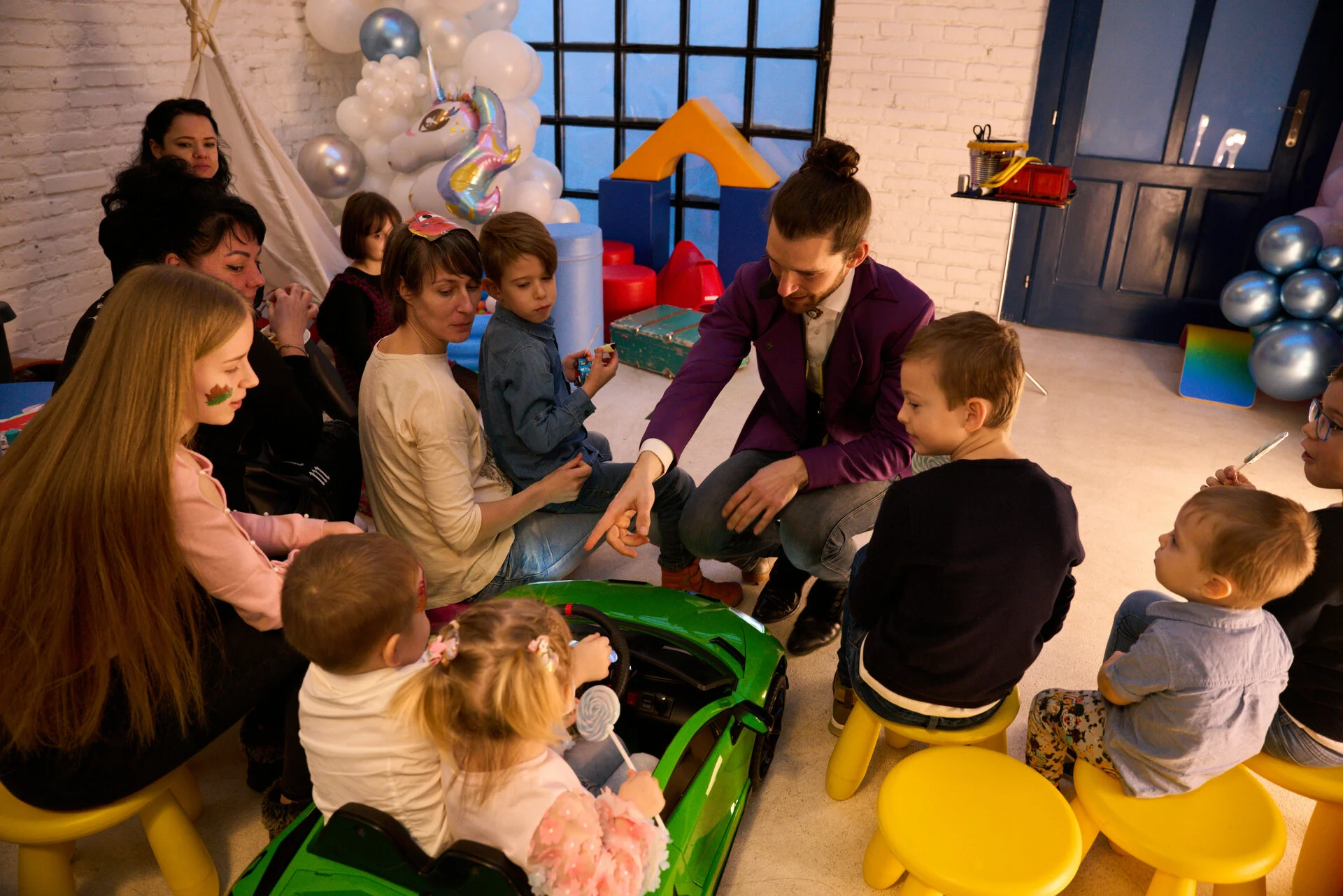 Město Moře - dětská oslava narozenin, dětský kouzelník, Praha 7.