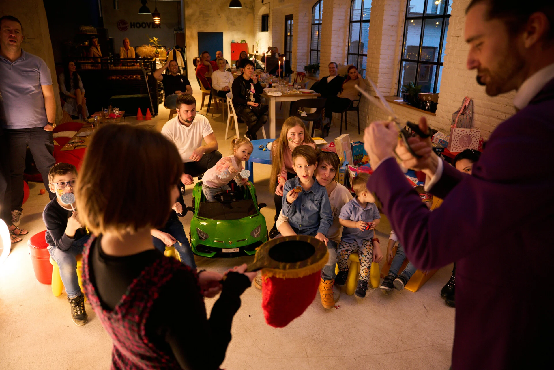 Město Moře - dětská oslava narozenin, dětský kouzelník, Praha 7.