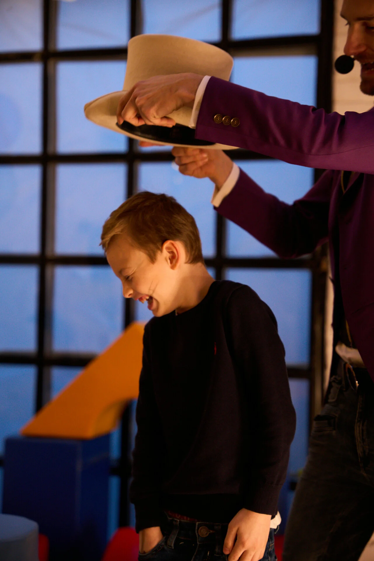 Město Moře - dětská oslava narozenin, dětský kouzelník, Praha 7.