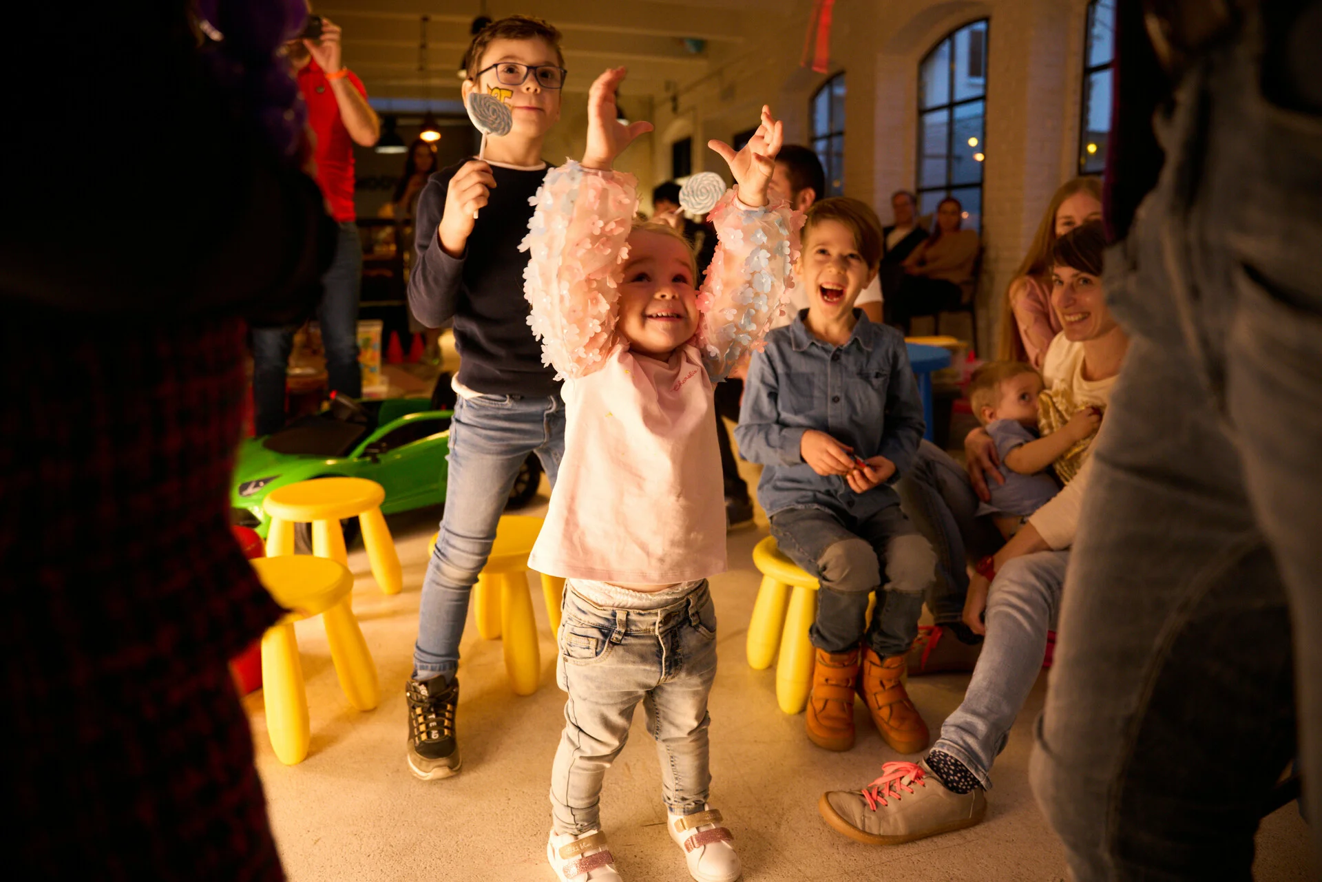 Město Moře - dětská oslava narozenin, dětský kouzelník, Praha 7.