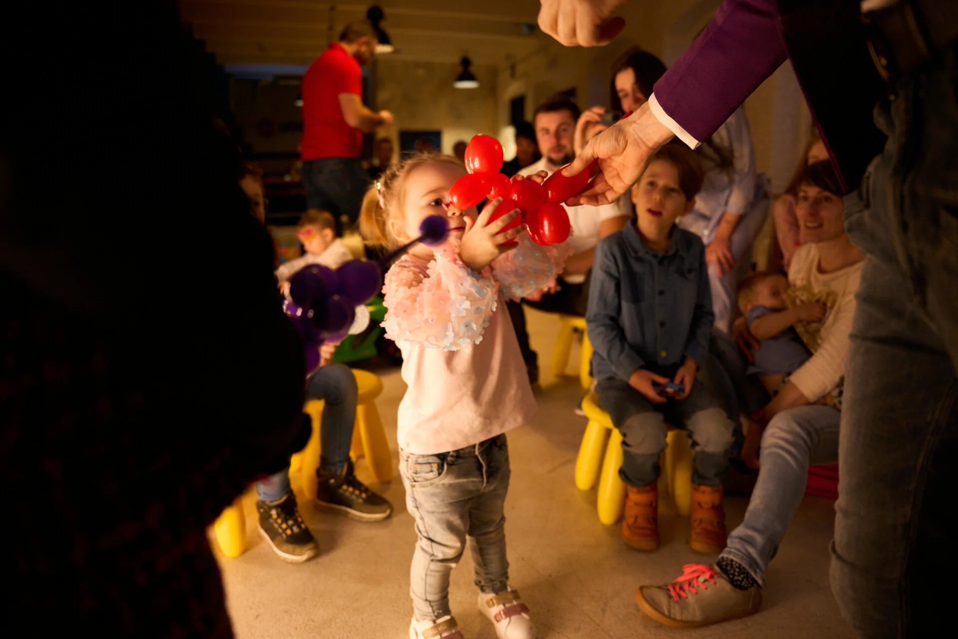 Město Moře - dětská oslava narozenin, dětský kouzelník, Praha 7.