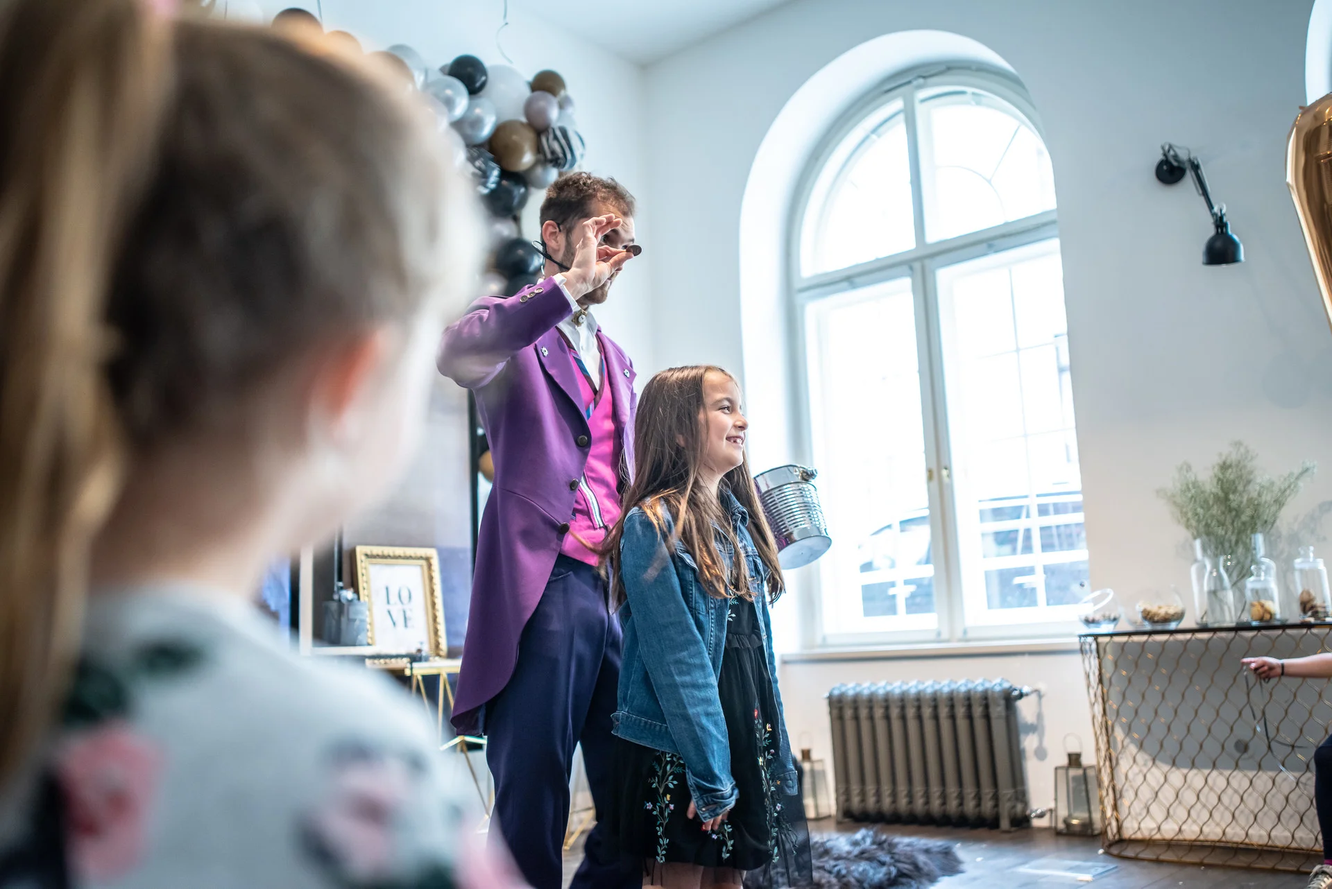 The Senses, oslava narozenin.