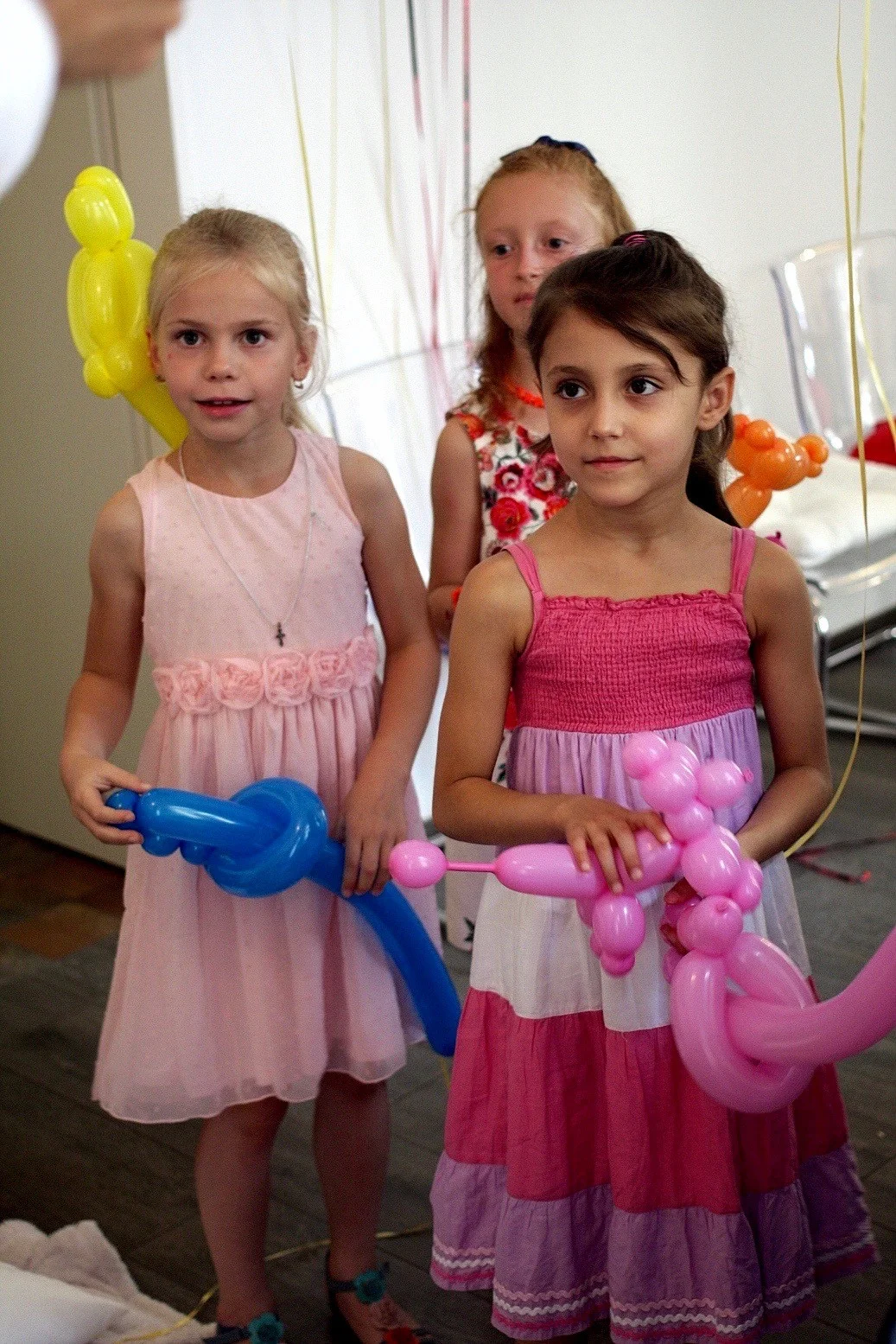 Kavárna Vivien, oslava narozenin, Sašenka, 7 let. Pozvánka na oslavu, kouzelník a pirátka.