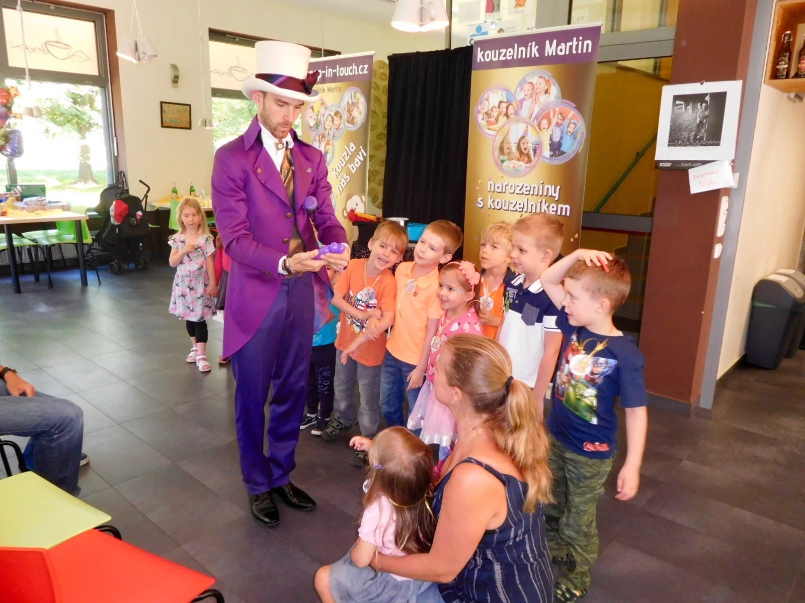 Leif, 6 let, oslava narozenin, kouzelník Praha 8 Tichá kavárna